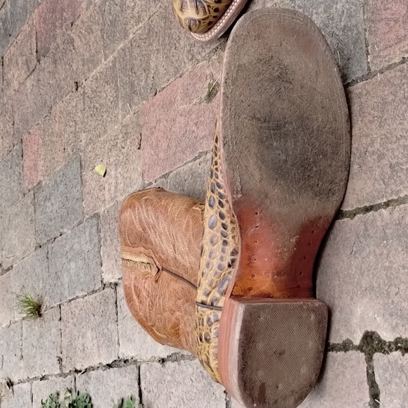 Crocodile Cowboy Boots Handmade in Mexico - Picture 6 of 11